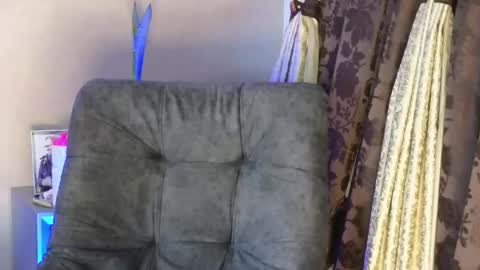 Snapshot of joan_saenz chatting on 10-31-25, 02:34 JOAN SAENZ online show from 10-31-25, 02:34