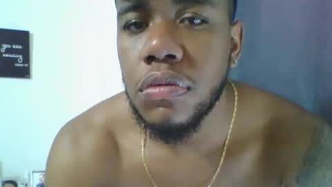 Snapshot of joan_saenz chatting on 11-19-25, 06:52 JOAN SAENZ online show from 11-19-25, 06:52