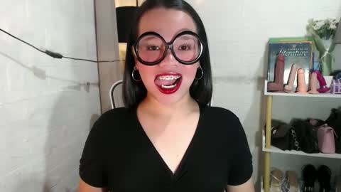 Snapshot of joanagorgeous chatting on 02-19-25, 12:14 Joana online show from 02-19-25, 12:14