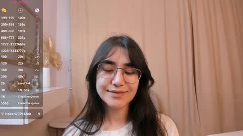 Mia online show from 01-17-25, 12:21