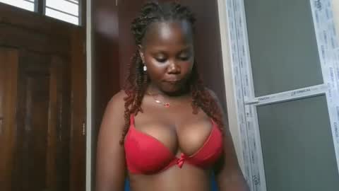 Snapshot of joankein_255 chatting on 10-14-25, 05:30 varl online show from 10-14-25, 05:30