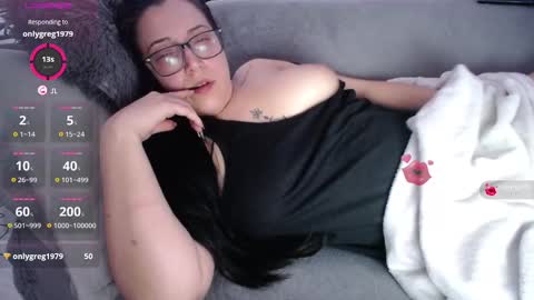 Snapshot of joanna_cw chatting on 10-21-25, 09:54 Jo online show from 10-21-25, 09:54