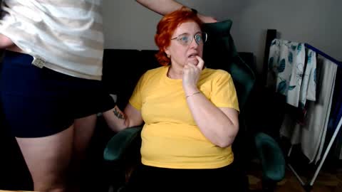 Snapshot of joannaandneighbour chatting on 01-31-26, 07:11 Joanna and Greg online show from 01-31-26, 07:11