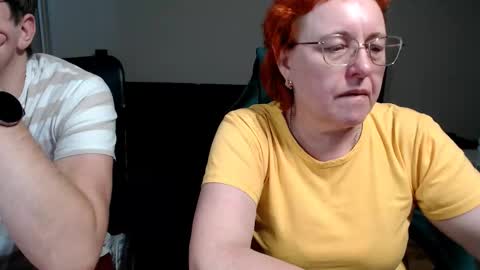 Snapshot of joannaandneighbour chatting on 02-09-26, 07:23 Joanna and Greg online show from 02-09-26, 07:23