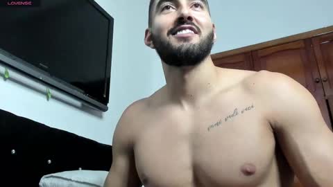 Snapshot of joao_batista_team chatting on 12-04-25, 03:49 JOAO BATISTA online show from 12-04-25, 03:49