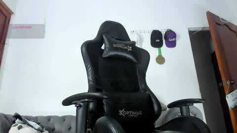 Snapshot of joao_batista_team chatting on 12-20-25, 01:45 JOAO BATISTA online show from 12-20-25, 01:45