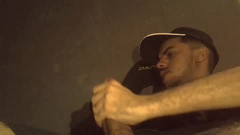 Snapshot of joaoxx_ chatting on 11-10-25, 01:37 Joo online show from 11-10-25, 01:37