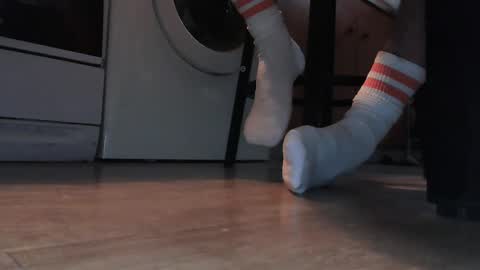 GUILLAUME feet and socks online show from 01-11-25, 08:11