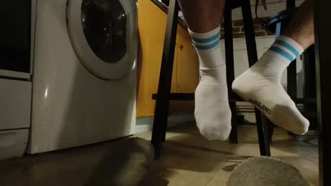 GUILLAUME feet and socks online show from 02-03-25, 07:42
