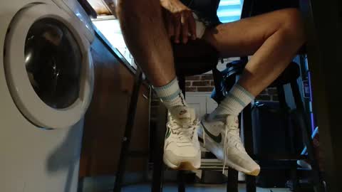GUILLAUME feet and socks online show from 02-05-25, 04:36