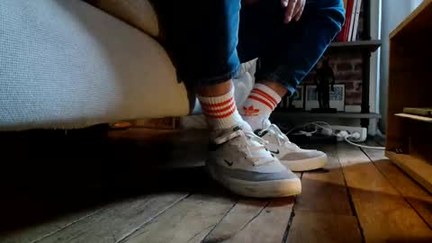 GUILLAUME feet and socks online show from 02-06-25, 11:10