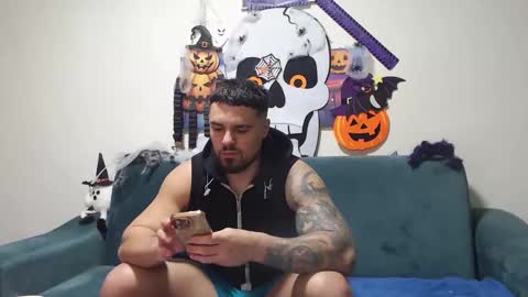 Snapshot of jodogs chatting on 11-09-25, 02:59 Tiberius online show from 11-09-25, 02:59