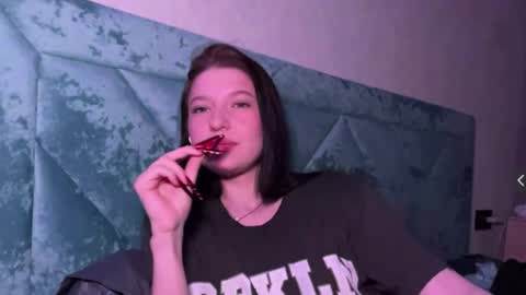 Sarah online show from 03-17-26, 03:26