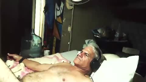 Snapshot of joelcojones chatting on 12-18-24, 11:24 joelcojones online show from 12-18-24, 11:24