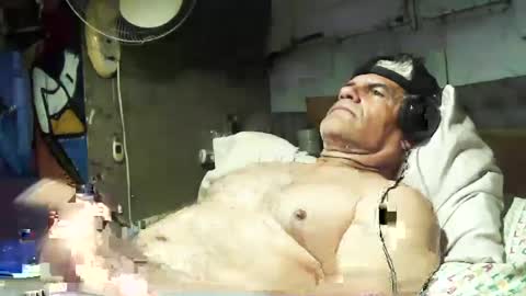 Snapshot of joelcojones chatting on 03-03-25, 12:16 joelcojones online show from 03-03-25, 12:16