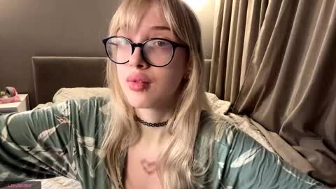 Amaya online show from 11-05-25, 03:45