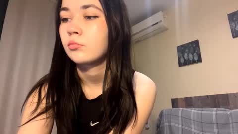 Emilia  or Emi online show from 01-14-26, 12:11