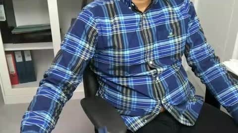 joeshades21 online show from 11-04-25, 10:03