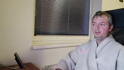 Snapshot of jogger1991 chatting on 12-01-24, 08:09 Jogger1991 online show from 12-01-24, 08:09