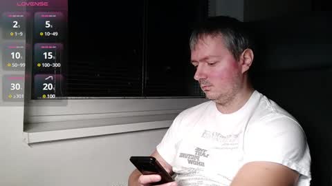 Snapshot of jogger1991 chatting on 02-02-25, 04:43 Jogger1991 online show from 02-02-25, 04:43