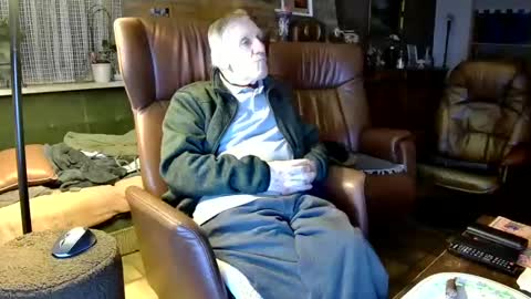 Snapshot of johan7_heet chatting on 01-27-25, 05:04 johan7 heet online show from 01-27-25, 05:04