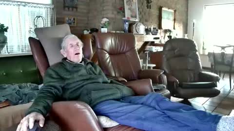 Snapshot of johan7_heet chatting on 11-17-25, 03:29 johan7 heet online show from 11-17-25, 03:29