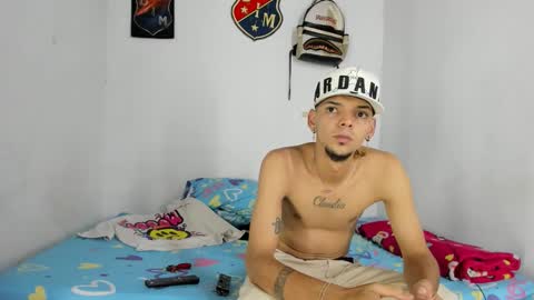 johan_and_antonella online show from 12-20-25, 06:48