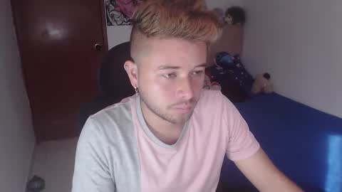 JOHAN independient model online show from 11-26-25, 12:50