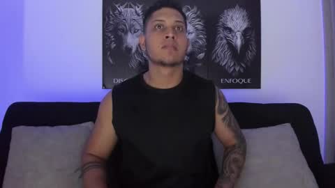 Johan Smith online show from 10-28-25, 02:26