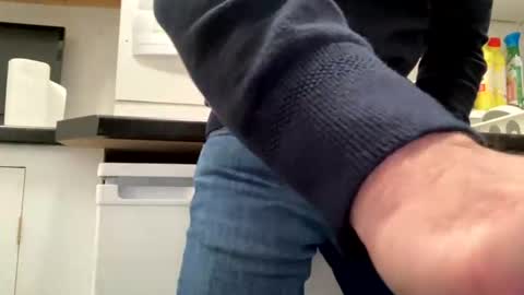 Uk daddy online show from 12-17-24, 05:58