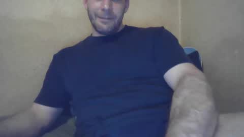 john1212124 online show from 09-10-25, 10:21