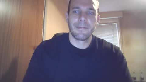 john1212124 online show from 09-19-25, 04:51
