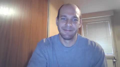 john1212124 online show from 09-20-25, 04:41