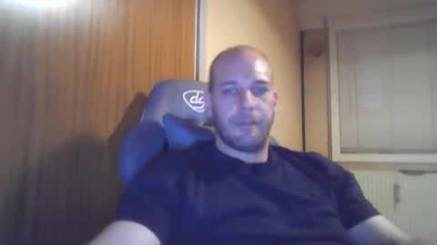 john1212124 online show from 09-24-25, 10:57