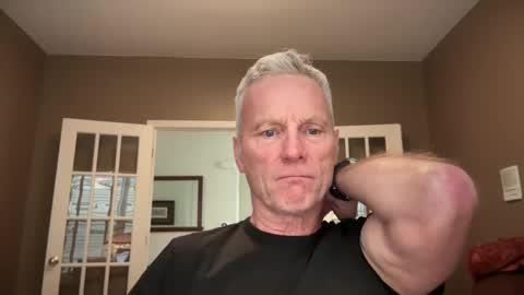 Snapshot of john555_555 chatting on 10-08-25, 02:47 JackJack online show from 10-08-25, 02:47