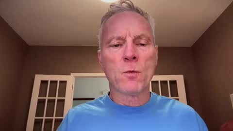 Snapshot of john555_555 chatting on 11-17-25, 02:01 JackJack online show from 11-17-25, 02:01