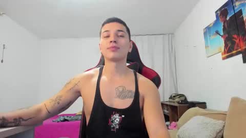 Snapshot of john_s117 chatting on 02-03-26, 11:43 JOHN online show from 02-03-26, 11:43