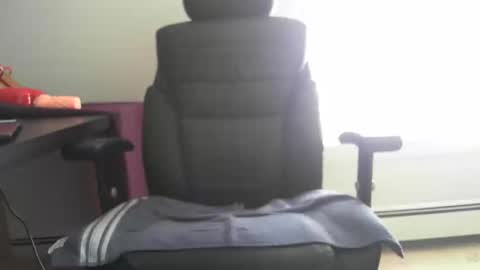 Snapshot of john_smith021 chatting on 10-04-25, 07:23 john_smith021 online show from 10-04-25, 07:23