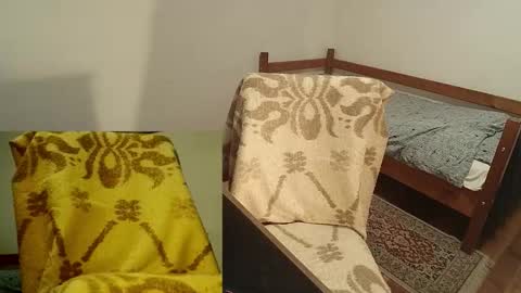 Snapshot of john_x00 chatting on 11-02-25, 04:53 John online show from 11-02-25, 04:53