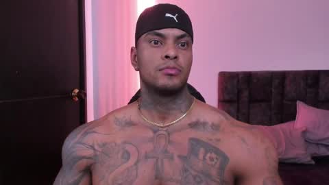 Snapshot of johnbelt_ chatting on 12-17-25, 09:10 john belt online show from 12-17-25, 09:10