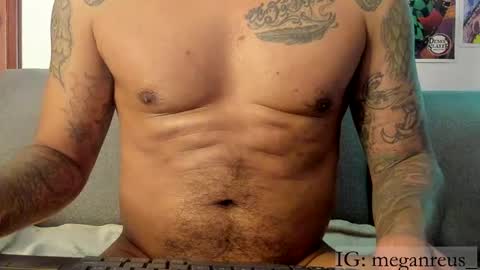 John carrie    Independent  Help me reach my goal 100 likes and 10000 followers  online show from 02-14-25, 07:38