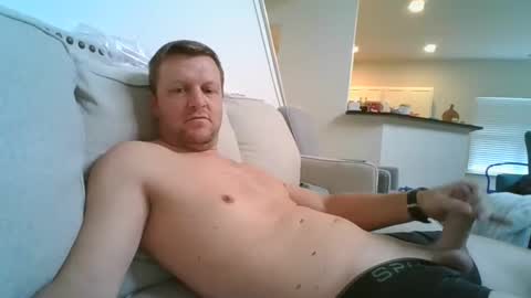 Snapshot of johnd101020 chatting on 12-03-25, 03:21 johnd101020 online show from 12-03-25, 03:21