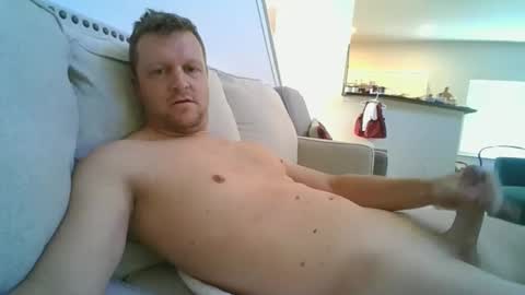 Snapshot of johnd101020 chatting on 12-16-25, 04:23 johnd101020 online show from 12-16-25, 04:23