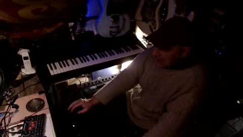 Snapshot of johnfeelgood004 chatting on 03-04-26, 06:03 johnfeelgood004 online show from 03-04-26, 06:03