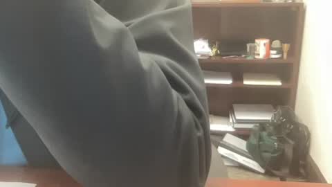 johnfl03 online show from 10-15-25, 03:01