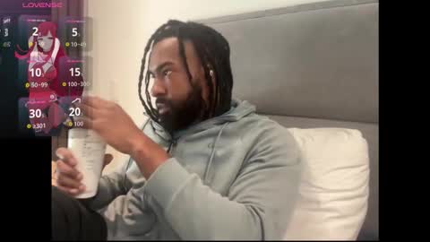 John Gabbana online show from 11-10-25, 12:04