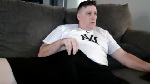 Snapshot of johninvegas chatting on 03-15-26, 09:54 johninvegas online show from 03-15-26, 09:54