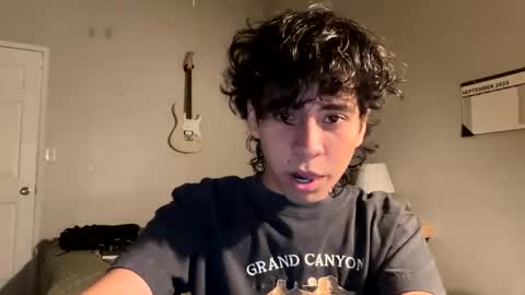 Snapshot of johnj188 chatting on 09-24-25, 04:38 johnj188 online show from 09-24-25, 04:38