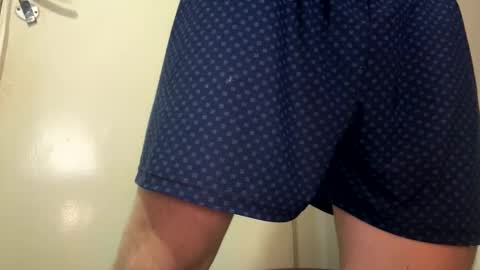 Snapshot of johnjow10 chatting on 10-29-25, 12:24 JOHN online show from 10-29-25, 12:24