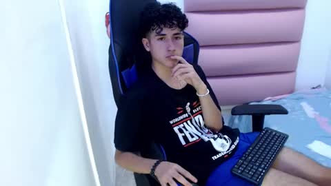 johnny_cagee online show from 12-05-24, 10:01
